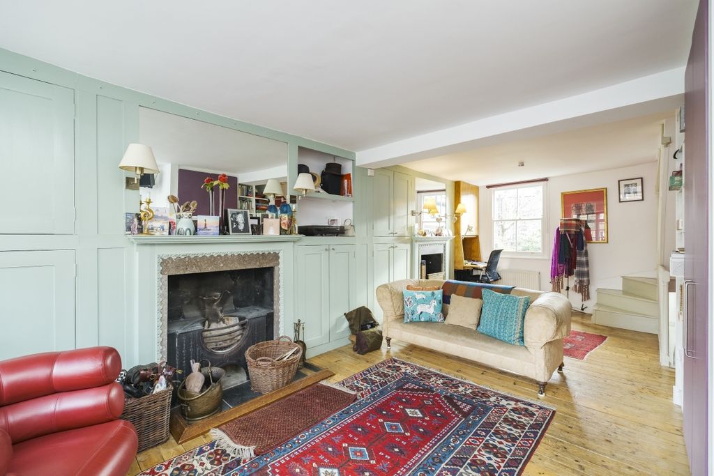 Property photo 2 of 16