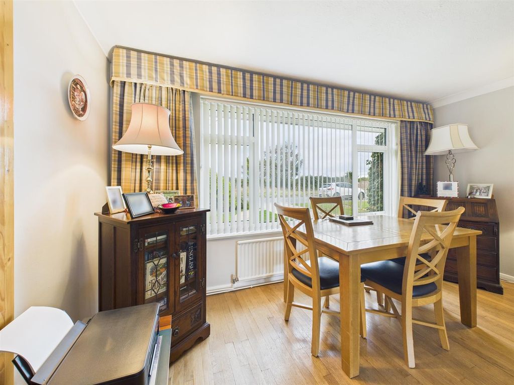 Property photo 3 of 24 Cam04116G0-Pr0269-Still026.Jpg