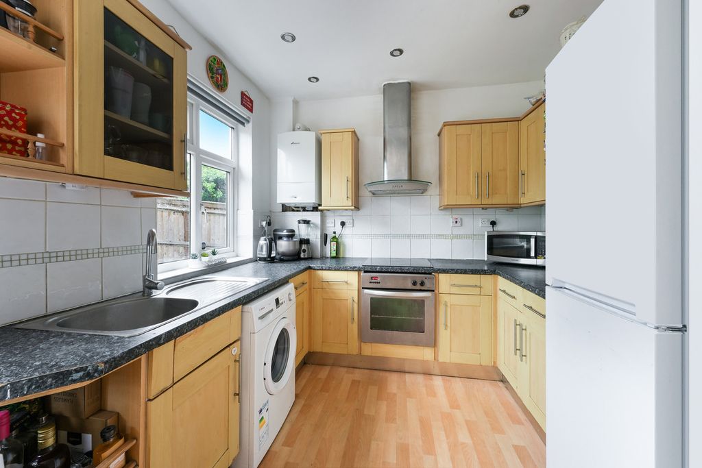 Property photo 3 of 10