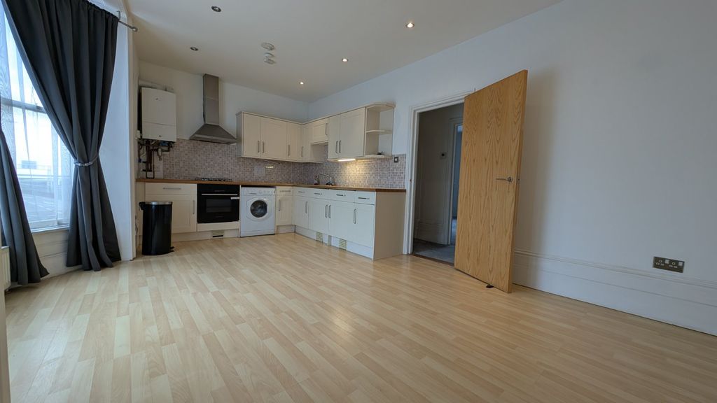 Property photo 2 of 5 Picture 2