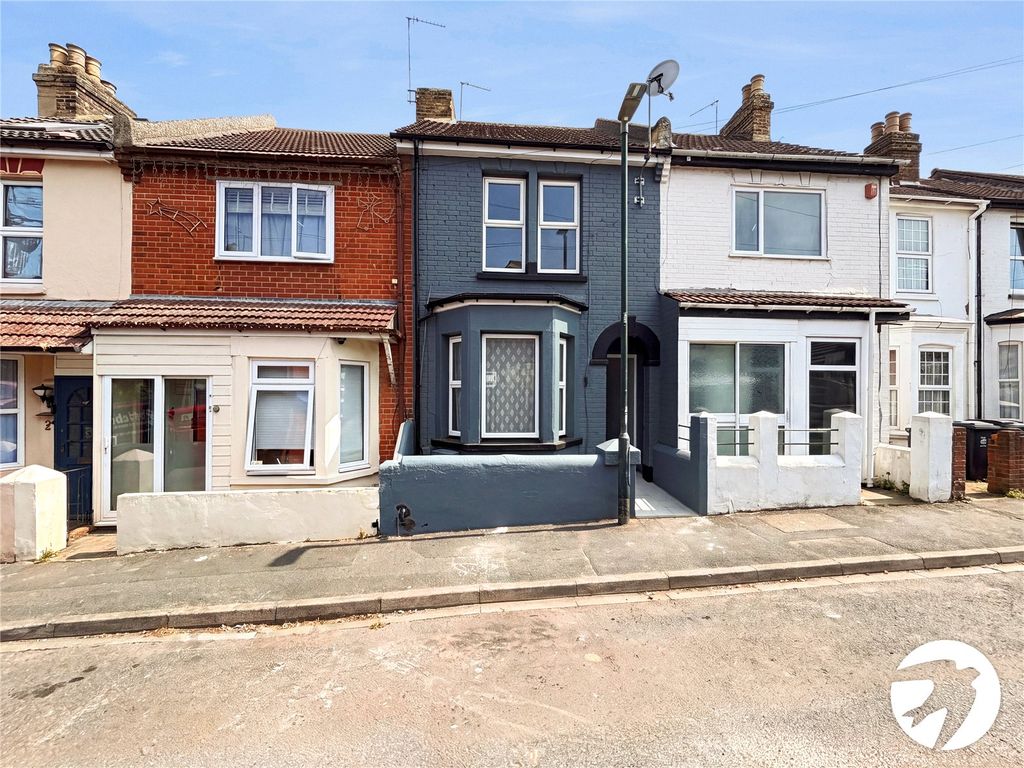Property photo 1 of 16 Picture No. 04