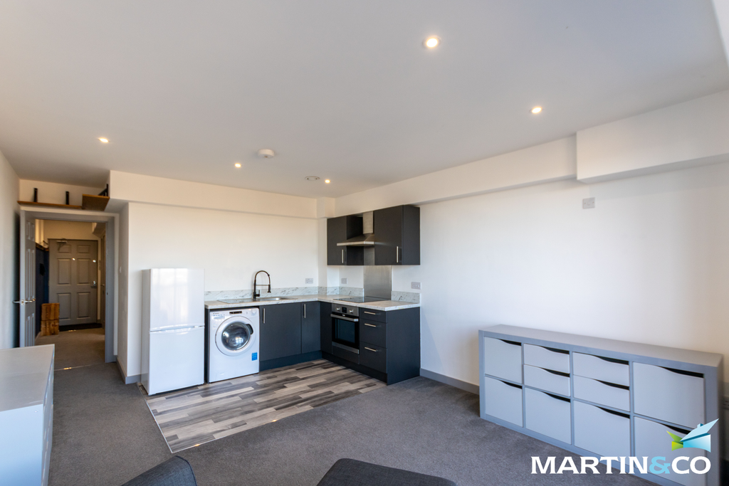 Property photo 3 of 6 Picture4