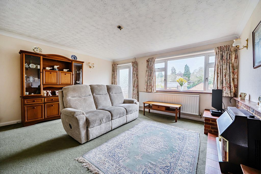 Property photo 3 of 22 1436027-15-69cd0A...