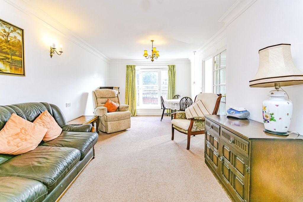 Property photo 2 of 15 Photography