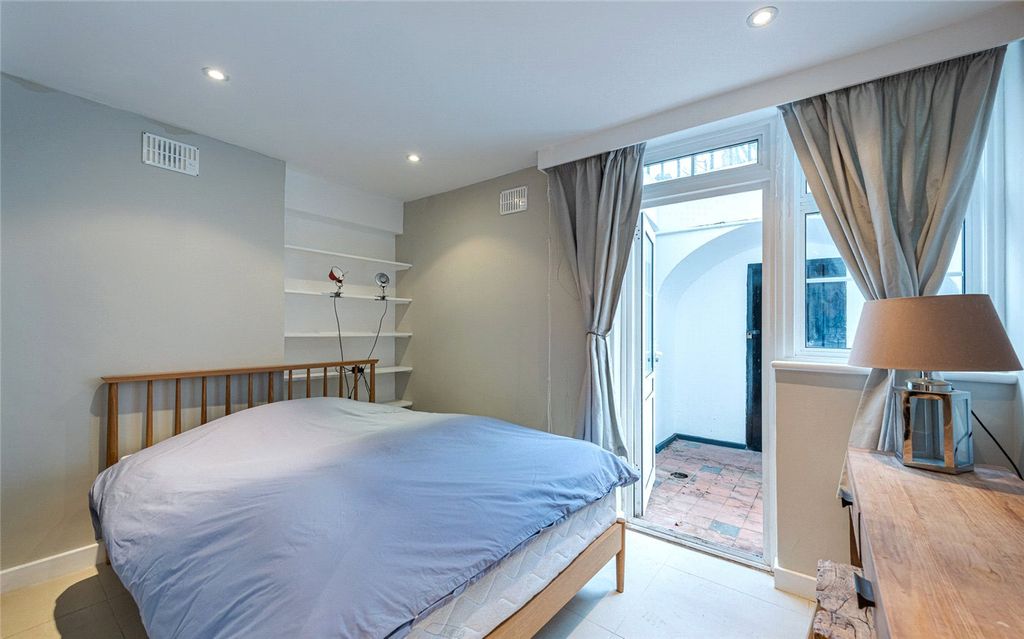 Property photo 2 of 6 Picture No. 02