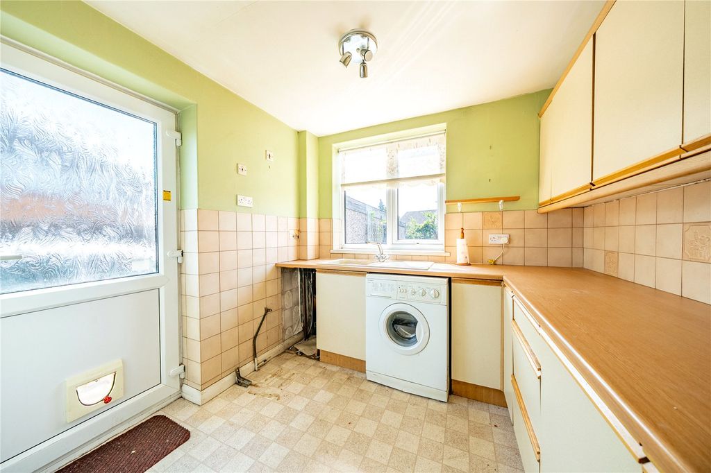 Property photo 3 of 16 Picture No. 16
