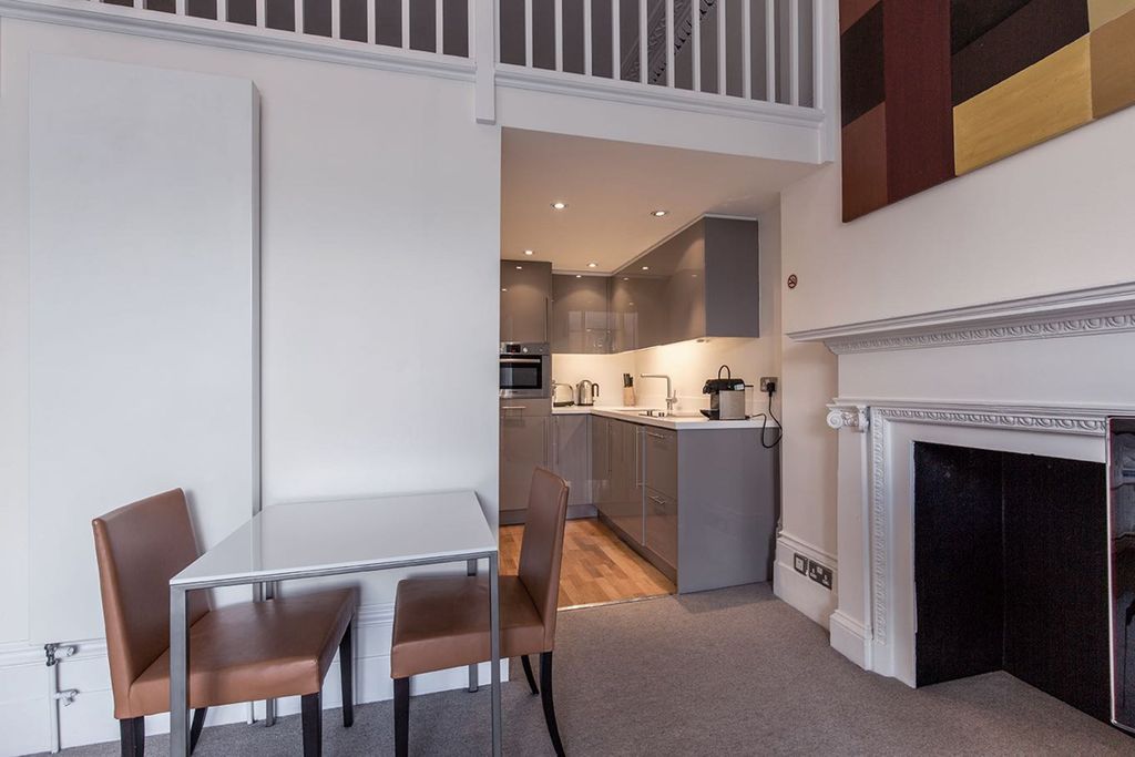 Property photo 3 of 11 Bedroom