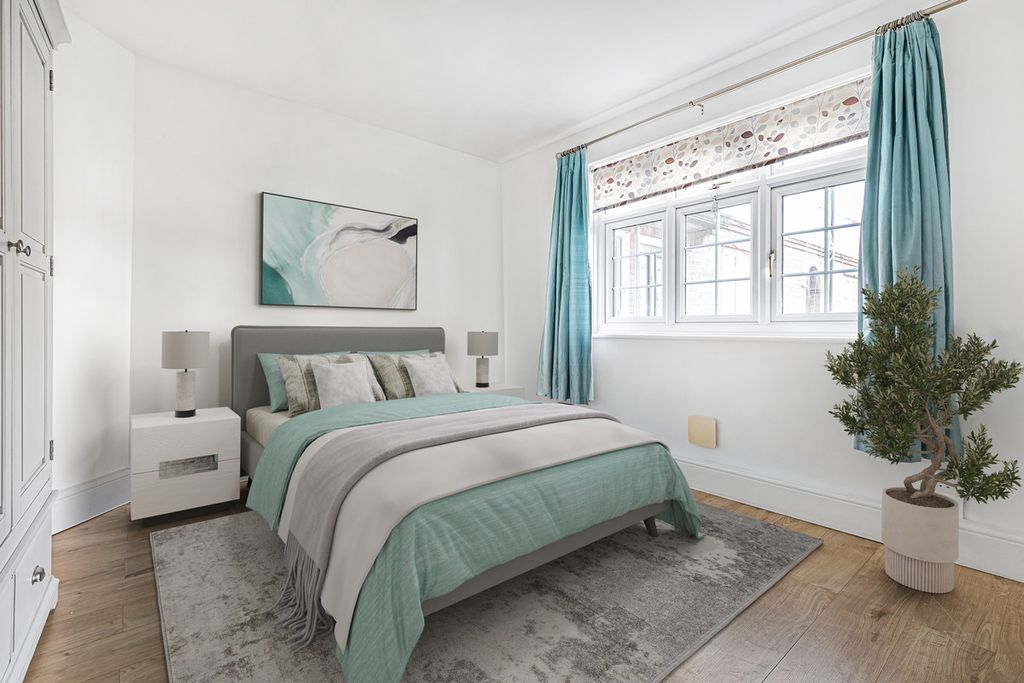 Property photo 3 of 8