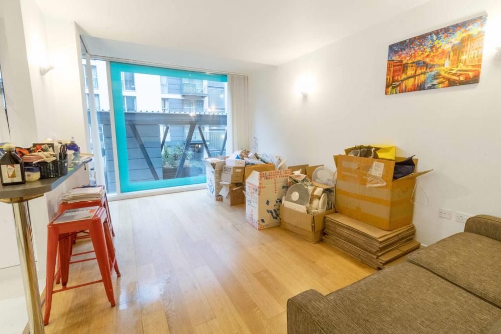 Property photo 3 of 6 4965614