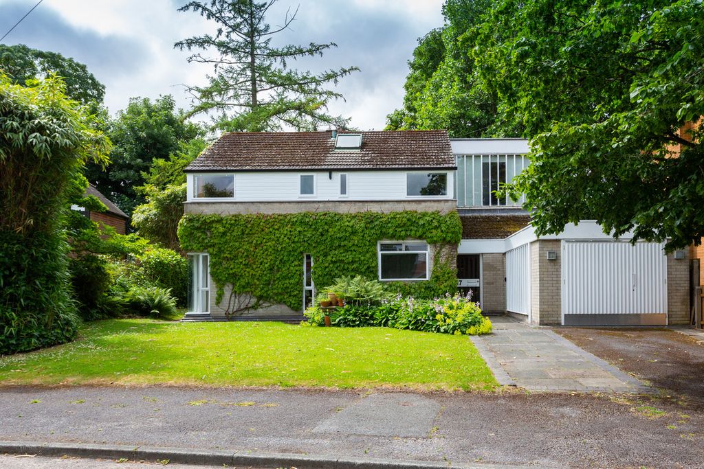 Property photo 1 of 20