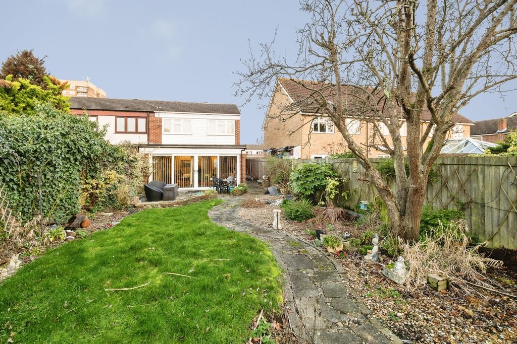 Property photo 3 of 34 Pbox-Img.Jpg