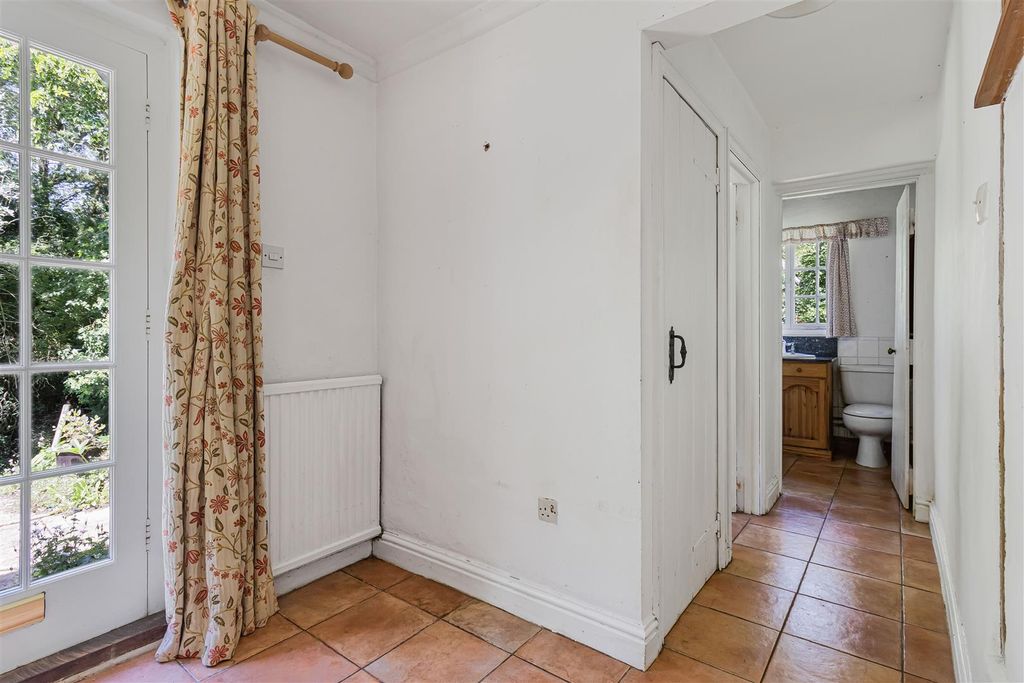 Property photo 3 of 33 18_85719.Jpg