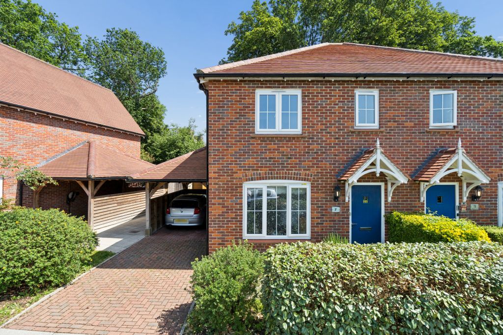 Property photo 1 of 11