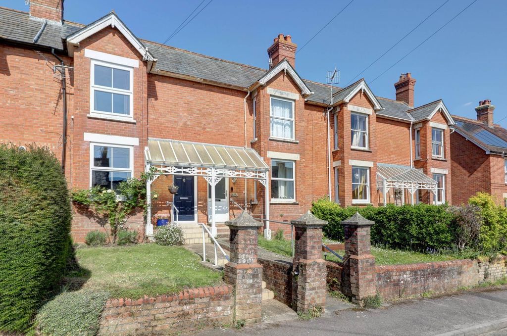 Property photo 1 of 21