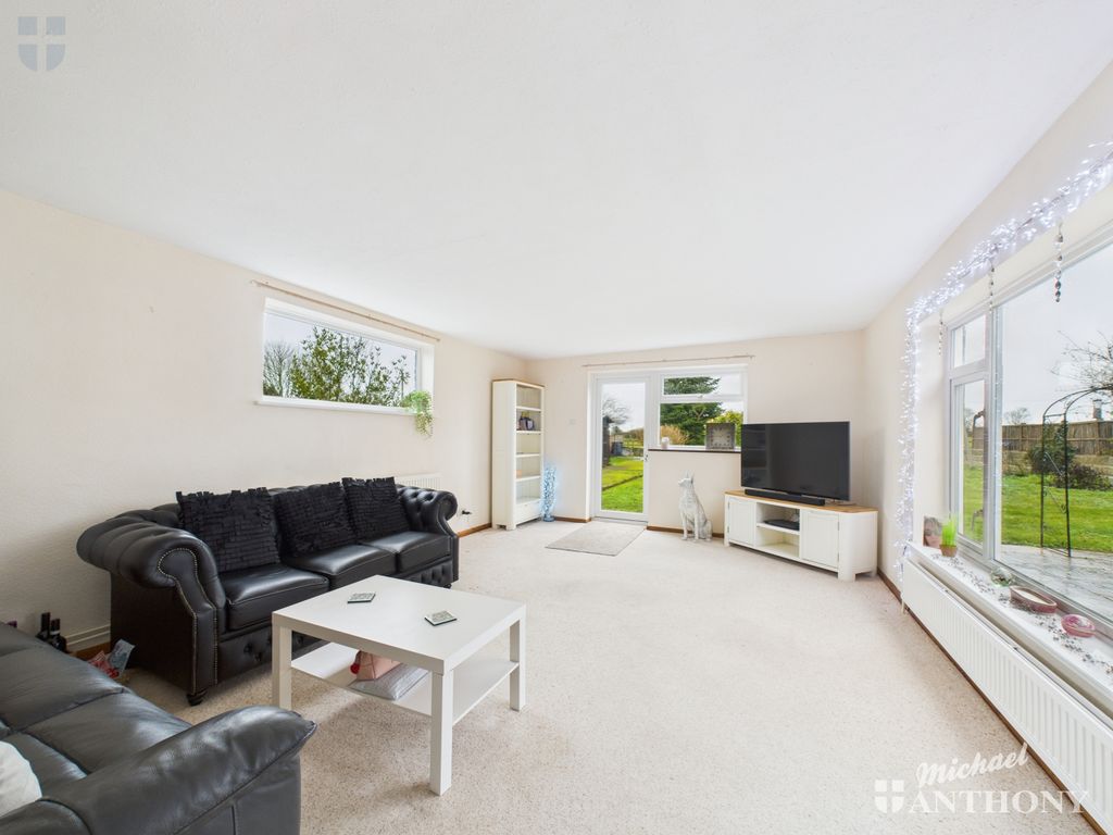 Property photo 2 of 22 Cam03218G0-Pr0865-Still009