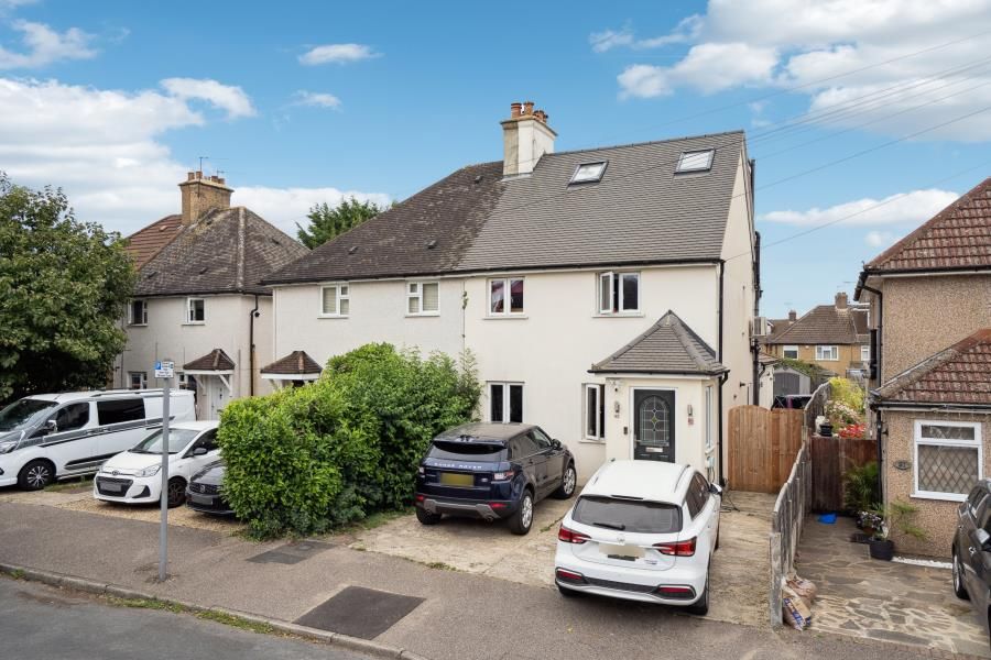 Property photo 1 of 11