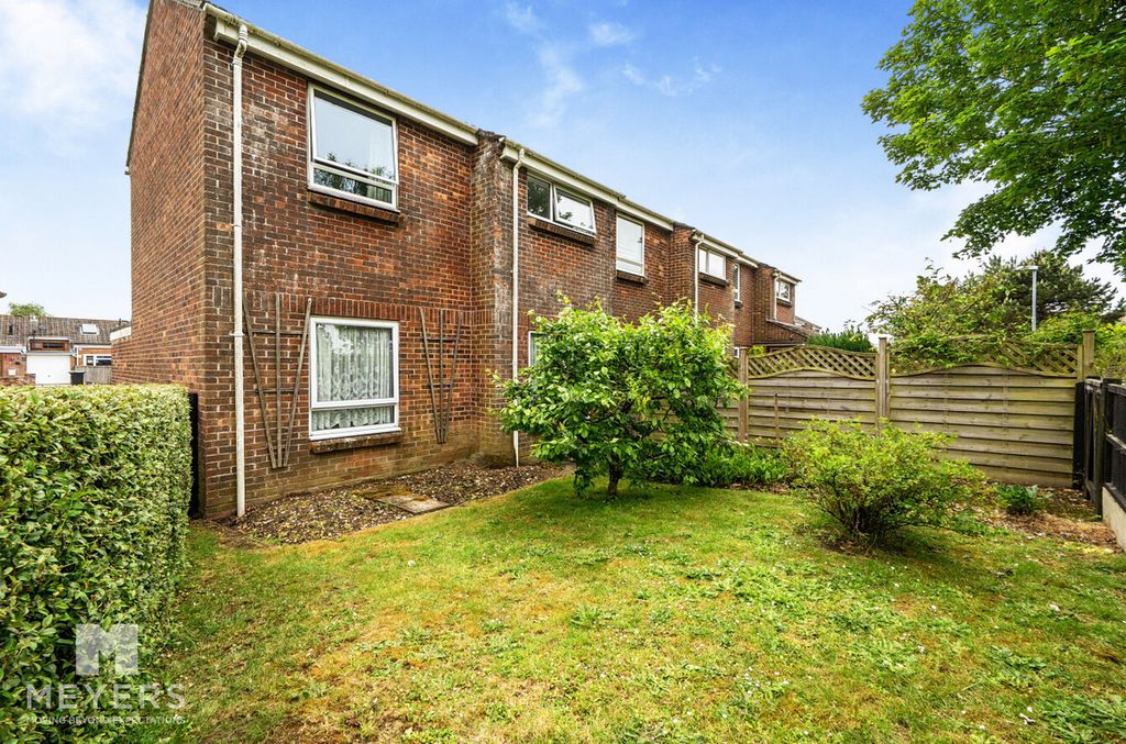 Property photo 3 of 10