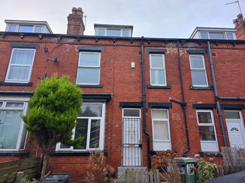 Property photo 1 of 5