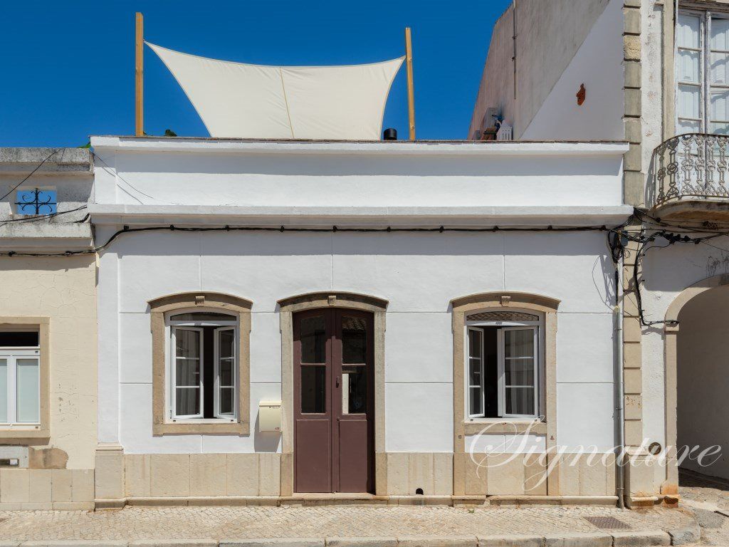 Property photo 1 of 49 Casa Rubi, A Real Ruby In The Historical Centre Of São Brás De Alportel