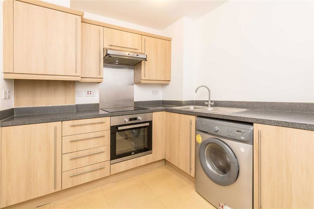 Property photo 3 of 6