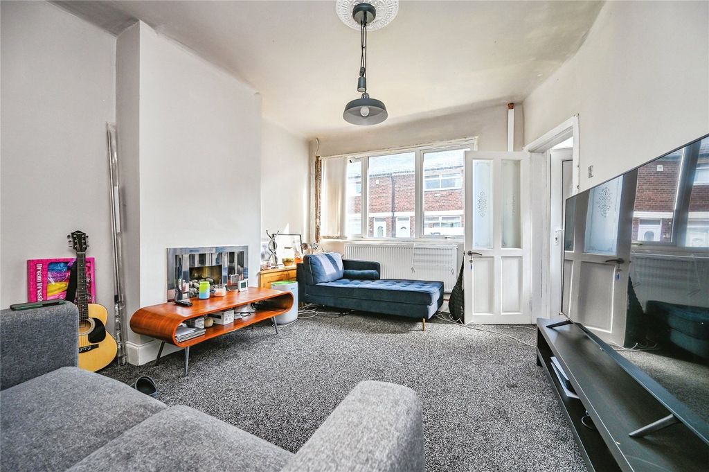 Property photo 2 of 14 Picture No. 05