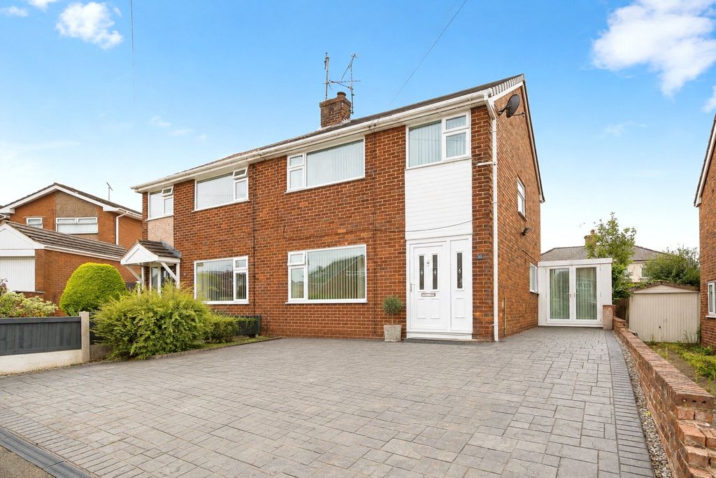 Property photo 1 of 22 Picture No. 29