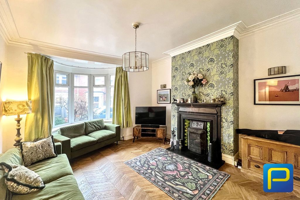 Property photo 2 of 24