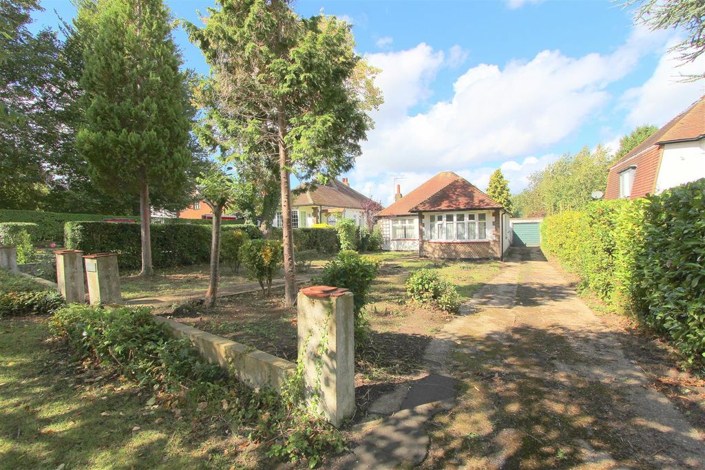Property photo 1 of 20 Front A.Jpg