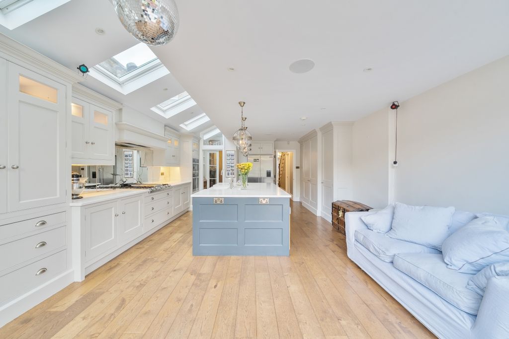 Property photo 3 of 18 1377076-4-69149A1...