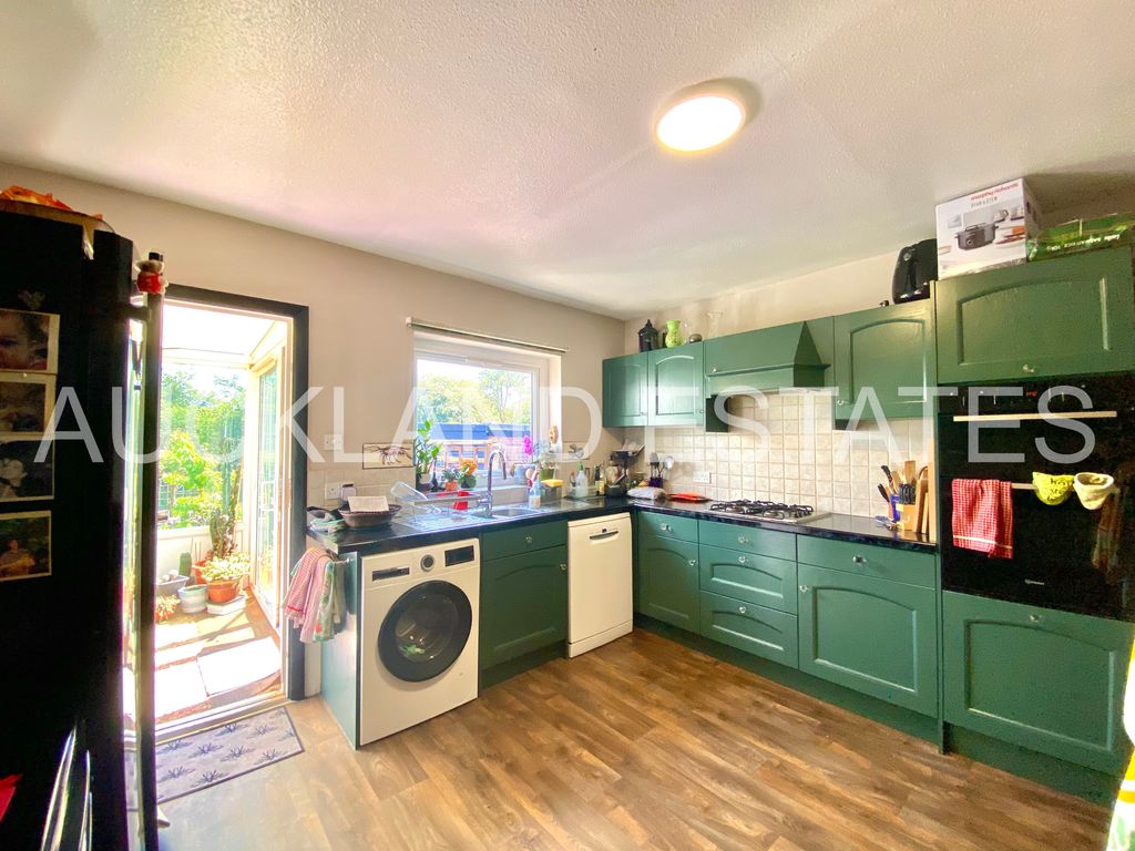 Property photo 3 of 22 Img_9115