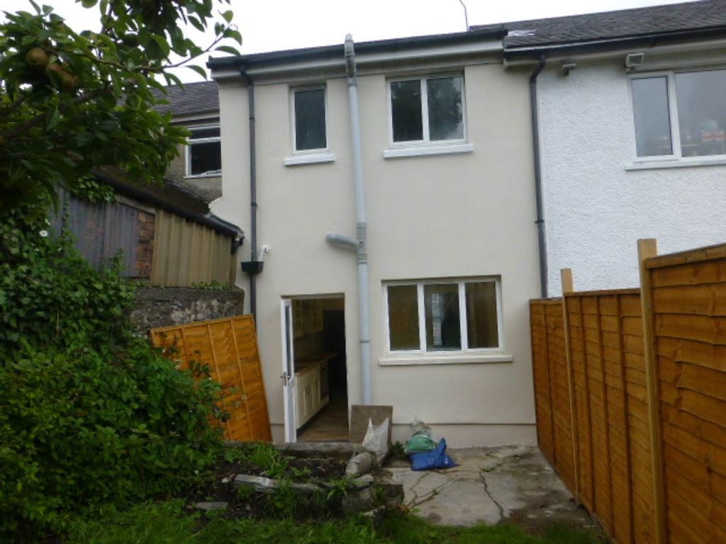 Property photo 1 of 9 Rear