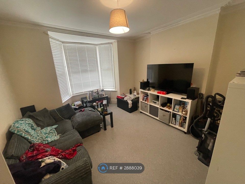 Property photo 2 of 10 Lounge