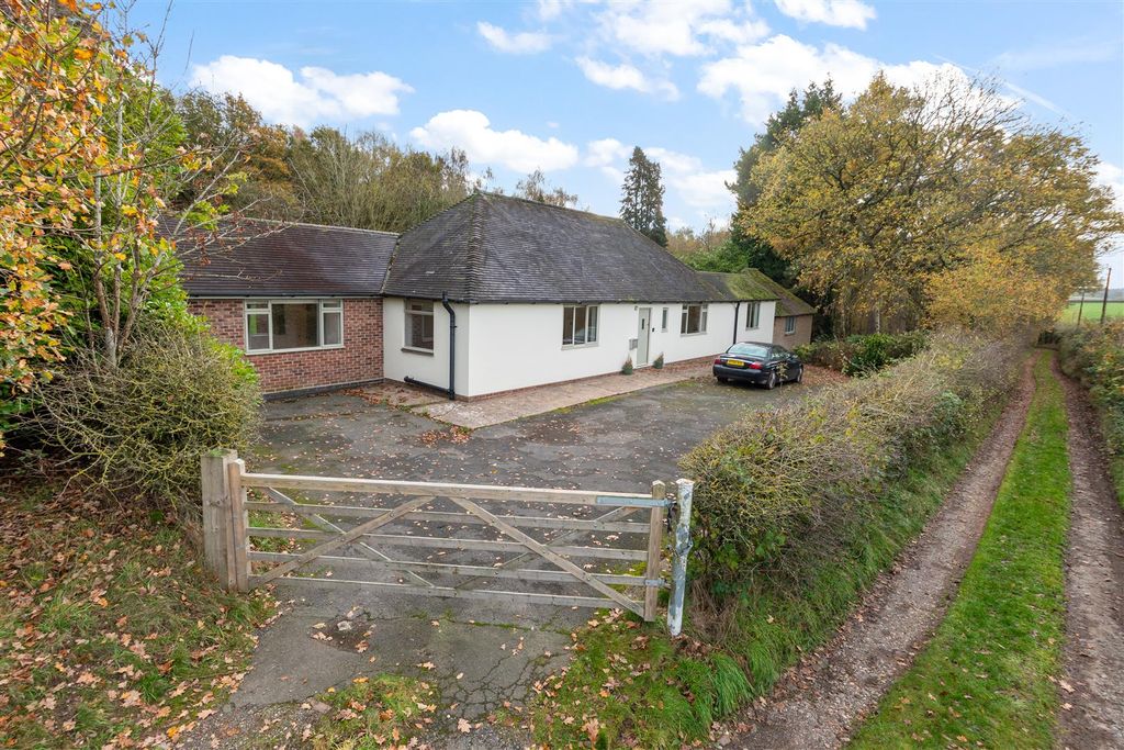 Additional image 10 of 4 bed detached house to rentSawpits Lane, Little Hay, Lichfield WS14