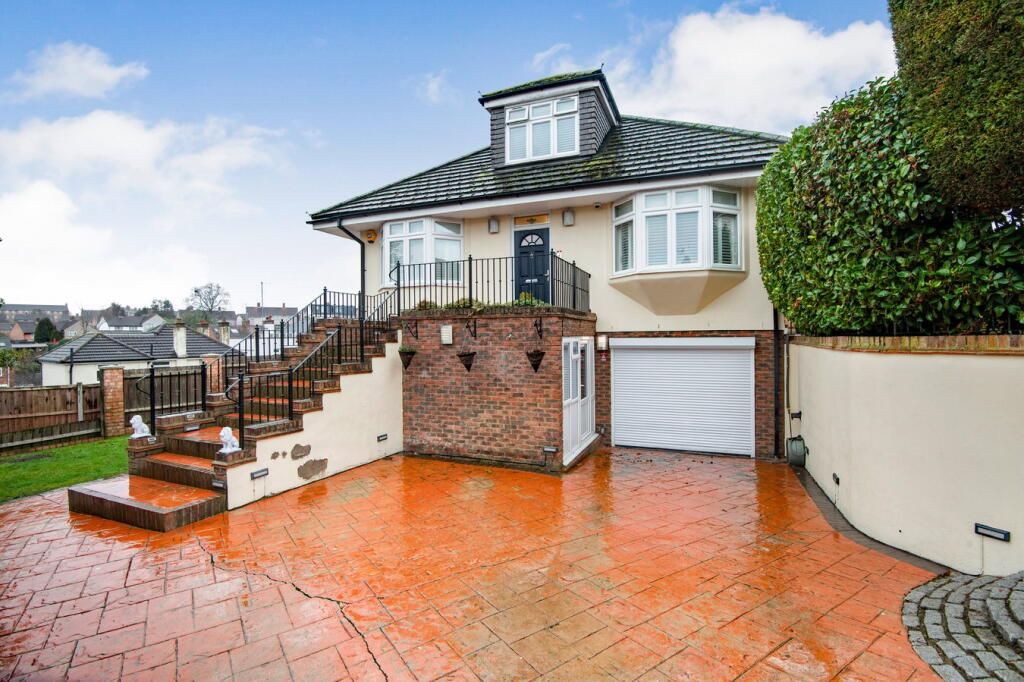 Property photo 1 of 28