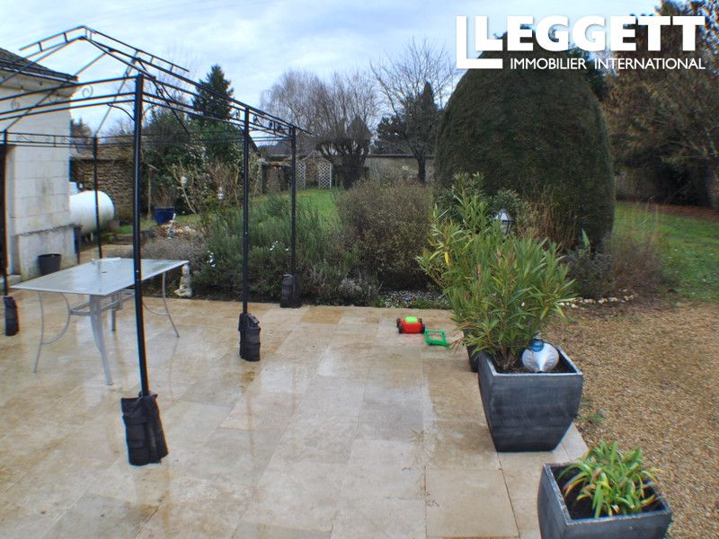 Property photo 3 of 10