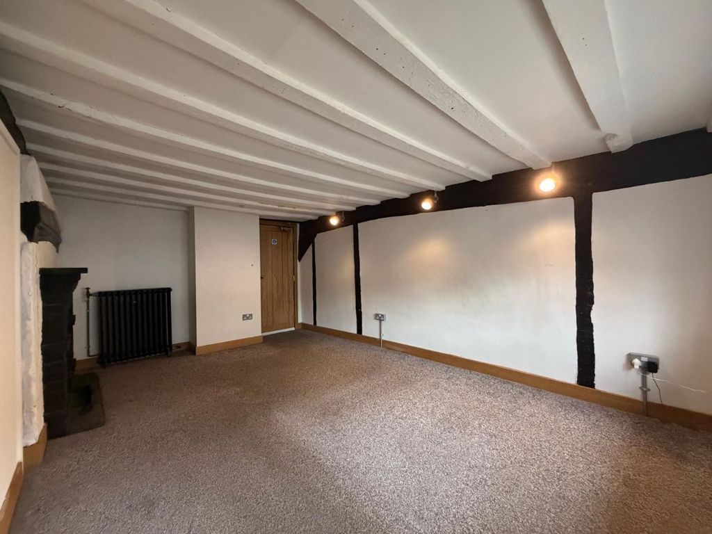 Property photo 2 of 3