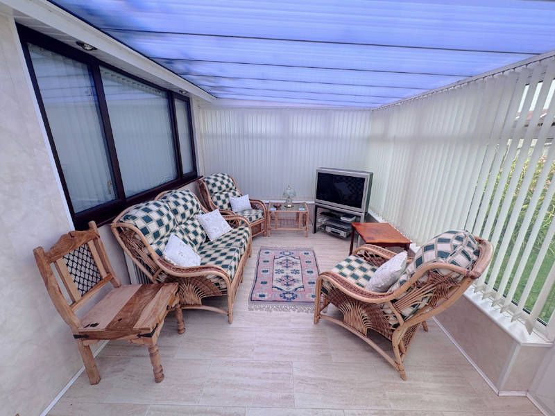 Property photo 3 of 20 Conservatory