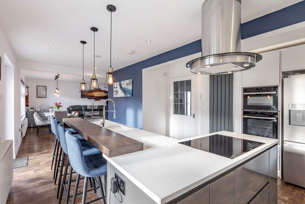 Property photo 2 of 42