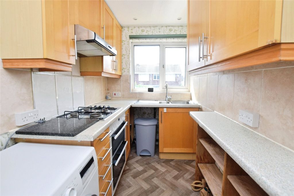 Property photo 3 of 6 Picture No. 08