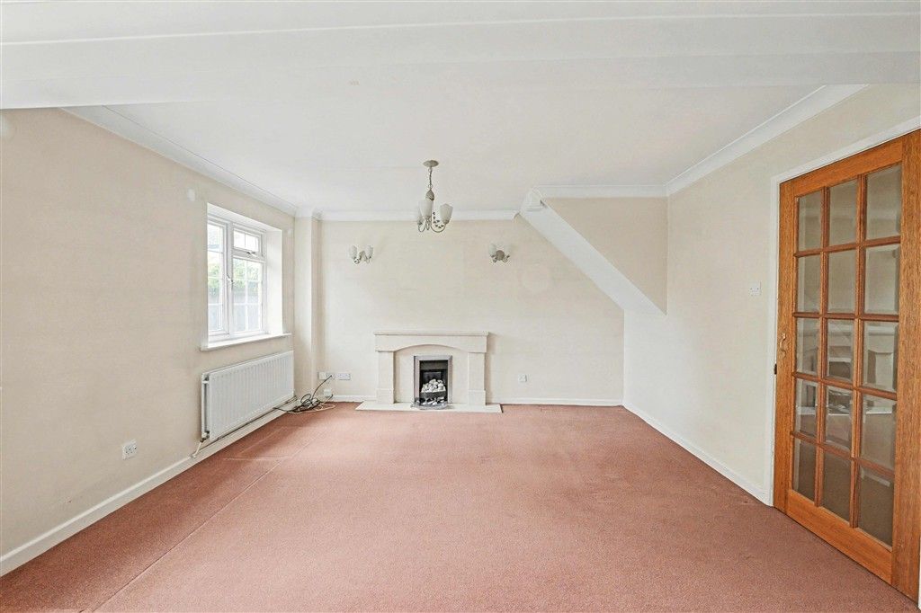 Property photo 3 of 5