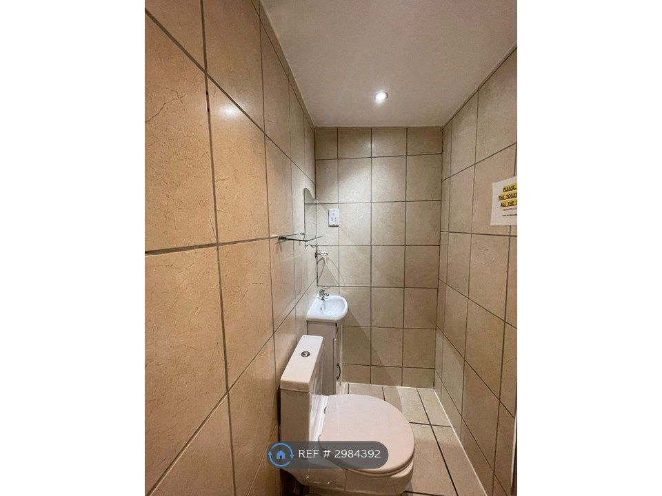 Property photo 3 of 32