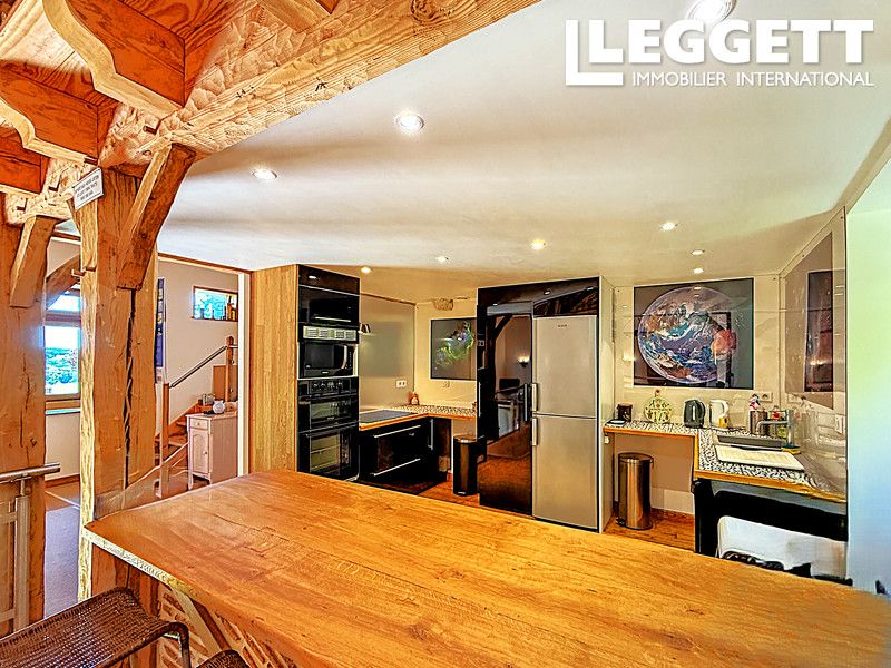 Property photo 3 of 10