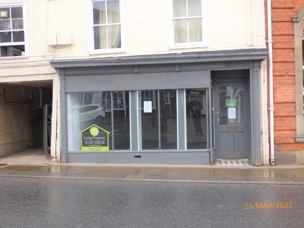 Property photo 2 of 8