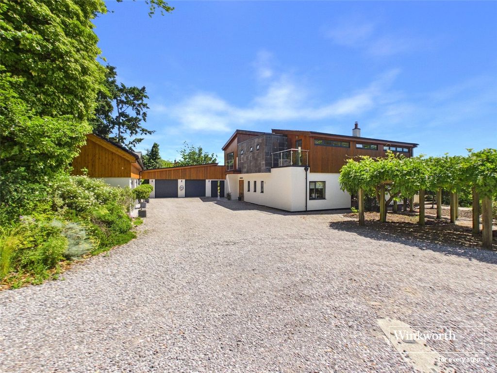 Property photo 1 of 61 Picture No. 50