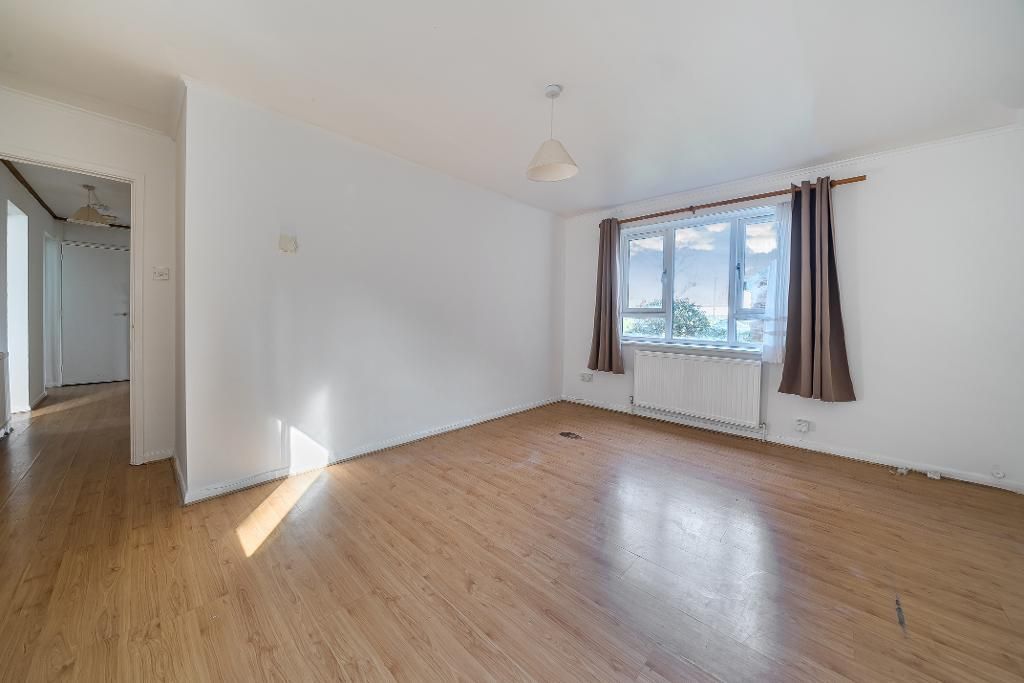 Property photo 2 of 8 Photo 2