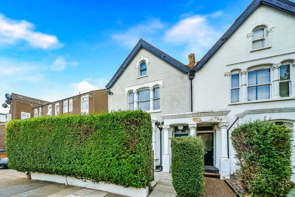 Property photo 1 of 15 Picture No. 06