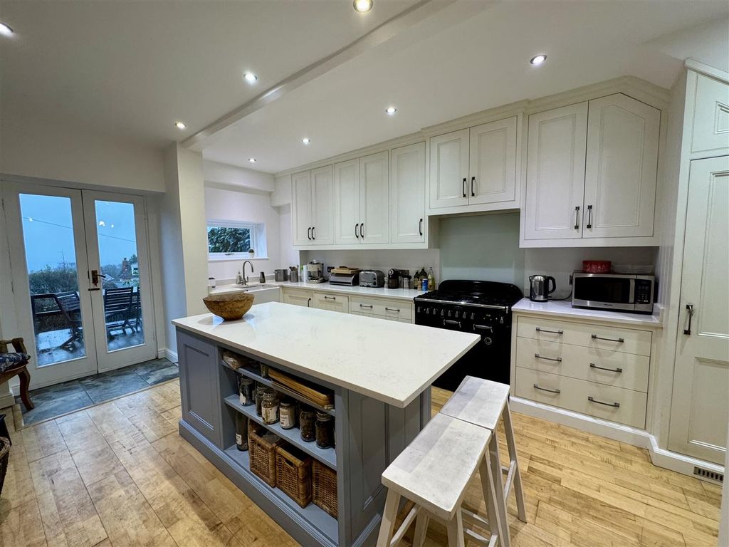 Property photo 2 of 23 Img_7045.Jpeg