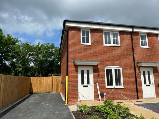 Property photo 1 of 2