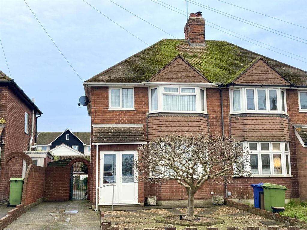 Property photo 1 of 20 External