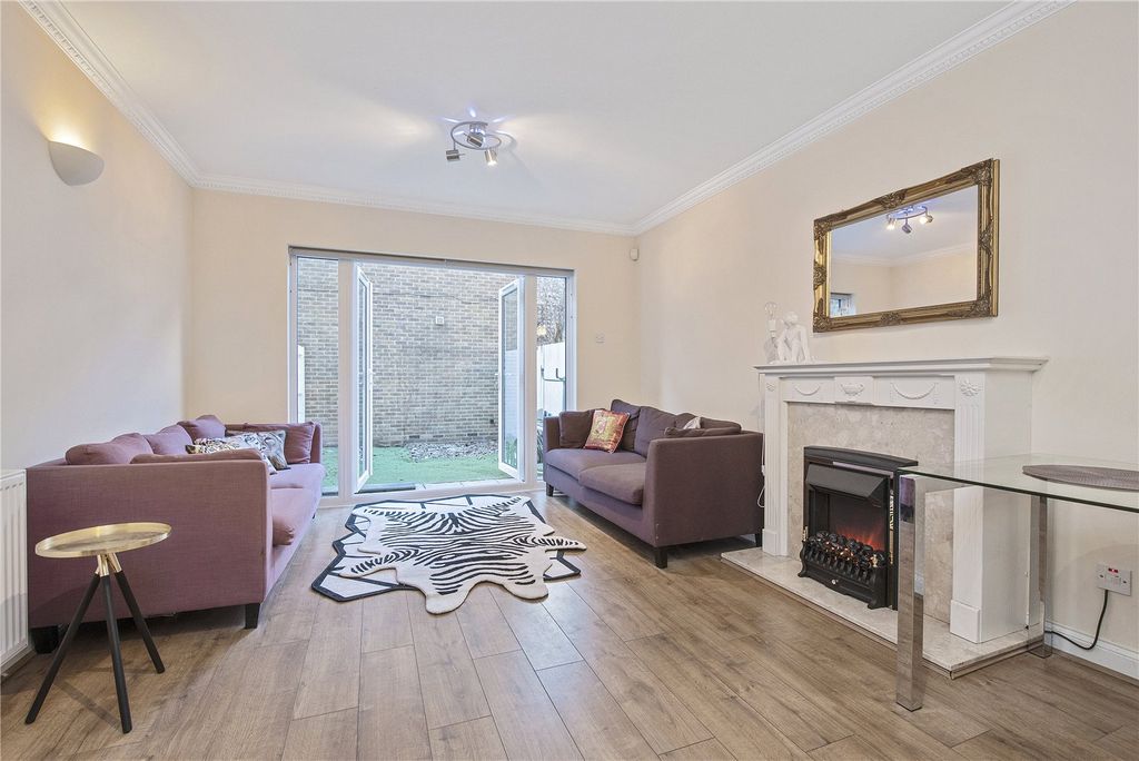 Property photo 1 of 11 Reception Room